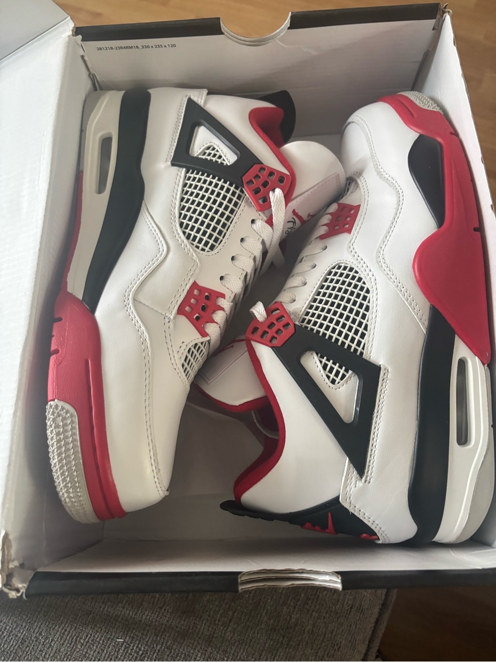 Jordan Retro 4 White Black Red Sneakers